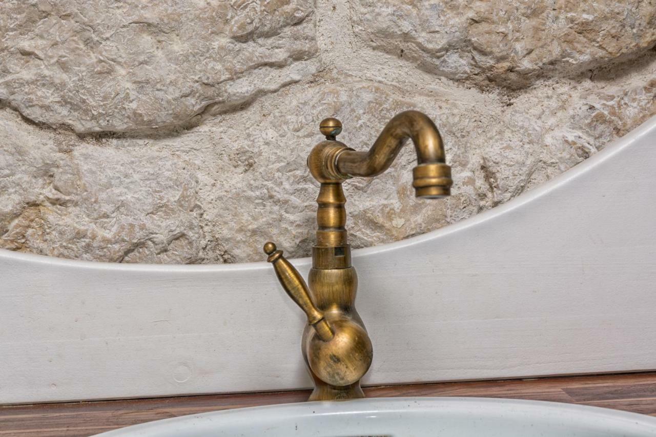 Small House Podgrade Εξωτερικό φωτογραφία