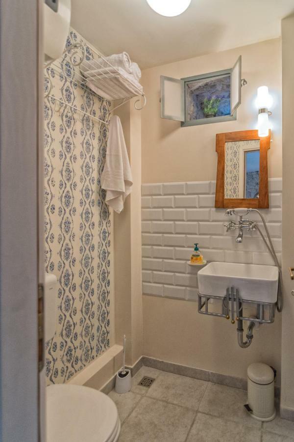 Small House Podgrade Εξωτερικό φωτογραφία