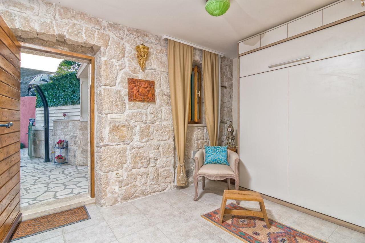 Small House Podgrade Εξωτερικό φωτογραφία
